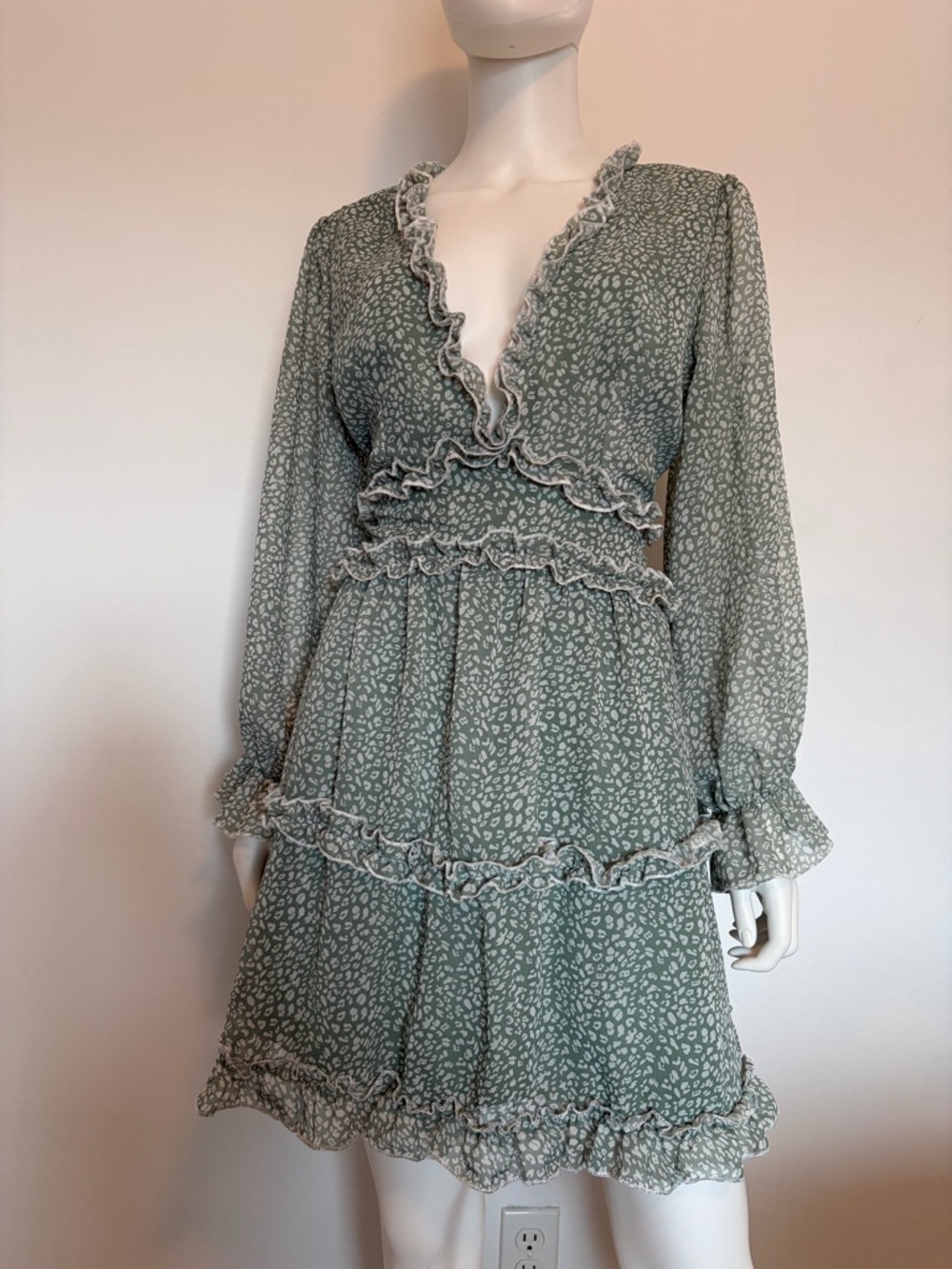 #564 Very Sexy Long Sleeve Ruffle Tiered Mini Dress in Sage Green with open back - Picture 4 of 13